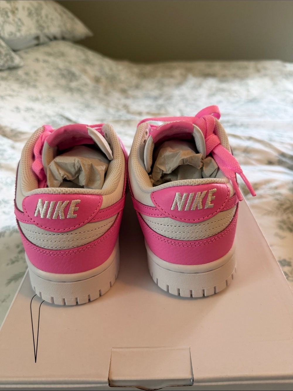 Nike Pink and White Low-Top Sneakers with Metal Logo - Picture 3 of 8